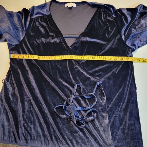 Boutique  Evening Blue Velvet Short Sleeve Wrap Midi Dress Women's Plus Size 1X - Picture 13 of 13
